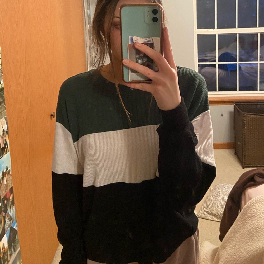 hollister color block shirt